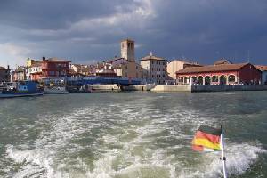 We are continually refining and adding to our portfolio of Nice Places to stay in Italy, so visit our site regularly to find somewhere just that little bit special. All our places to stay are presented with photos and descriptions taken and selected by us personally to give an impression as true to the reality as we can. All places are chosen by our team here in Italy for their combination of price, quality, charm and location. We work in partnership with family run hotels, guest houses and self-catering accommodations. This is NOT an unverified 'web portal' or online directory - we select only those places which we believe make excellent places to base a 1 week holiday or longer.